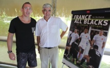 Rugby – rencontre avec le Imanol Harinordoquy du XV de France, pour la sortie d’un livre ‘France-All Blacks’