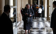 Le "cravate gate" à l'Assemblée, au-delà d'une simple affaire vestimentaire