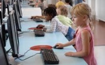 Numérique: 9.000 écoles, collèges et lycées connectés au haut débit dès septembre