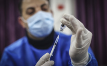 Covid-19: le régulateur européen autorise un vaccin Pfizer contre des sous-variants d'Omicron