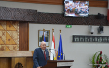 Gaston Flosse invite à ne pas "rompre le cordon" avec la France