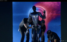 Elon Musk présente l'ambitieux robot humanoïde de Tesla