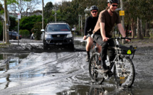 Australie: un mort dans les inondations, les pluies s'atténuent