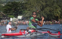 Va’a V1 – ‘Te Aito’ 2014 : Rete chavire, l’épaule de Steeve lâche et Kévin s’envole ! (Interviews + diaporama)