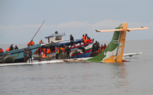 Tanzanie: 19 morts dans le crash d'un avion qui s'est abîmé dans le lac Victoria