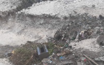 Takaroa : ​Le maire enfouit la décharge