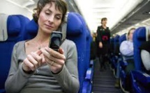 Japon: l'usage des smartphones autorisé en avion même en phases de décollage et atterrissage