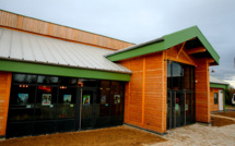 Eco-construit et autonome en énergie, le premier cinéma "100% durable" ouvre dans l'Aube