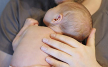 Brésil : un bébé avec un père, deux mères et six grands-parents