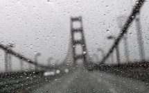 Routes coupées, coupures de courant: une "bombe cyclonique" frappe la Californie