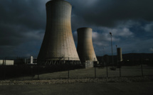 Macron réaffirme le cap d'une relance du nucléaire à marche forcée