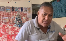 Ta'ata fa'ahoro pereo'o mata'eina'a 'e'ere i te mea ohie 