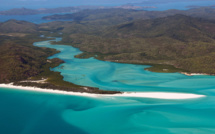 Australie : le gouvernement bloque un projet de mine de charbon aux abords de la Grande Barrière de corail