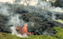 Volcan en éruption à Hawaï, la lave arrive tout près des habitations
