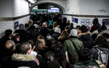 Retraites: la réforme entame une semaine décisive au Sénat et face à la rue