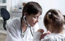 La médecine scolaire abandonnée et menacée d'extinction