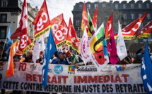 Retraites: de retour dans la rue, les syndicats réclament en vain une "médiation"