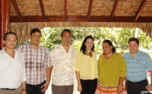 Cinq stagiaires "jeunes cadres polynésiens" accueillis à l'Assemblée