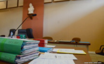 Frappé pour une sacoche d'argent