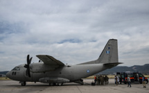 Soudan: l'exode continue, le cessez-le-feu partiellement respecté à Khartoum