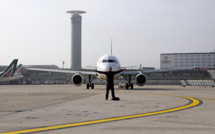 Transport aérien: accord dans l'UE pour verdir les carburants des avions