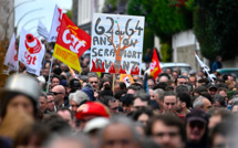 Un 1er mai "combatif" contre la réforme des retraites, mais pas de raz-de-marée