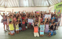 Teva i uta : Un logo 'āpī et une devise "pour toujours !"