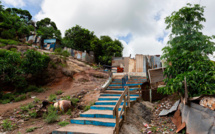 Mayotte: feu vert à un important "décasage" et reprise de la liaison vers les Comores