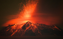L'aéroport de Mexico brièvement fermé à cause du volcan Popocatépetl