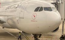 Australie: la compagnie aérienne Qantas abandonne les uniformes genrés
