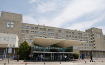 Après l'école, Macron annonce une rallonge pour les hôpitaux marseillais