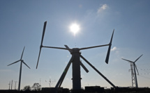 Une ferme pilote d'éoliennes flottantes au large de Fos-sur-mer en 2018