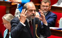 Emeutes: Dupond-Moretti annonce un "flyer" pour rappeler leurs obligations aux parents