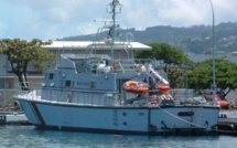 Sécurité et surveillance en mer : Maina Sage interroge le gouvernement français