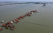 "Lent désastre": un village indonésien s'enfonce dans la mer