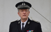 Détention d'un policier: indignation et colère après les propos du patron de la police, l'exécutif tempère