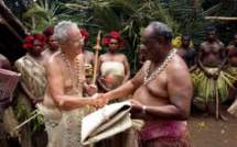 Voyage en terre de coutume : l’ambassadeur de France à Vanuatu fait grand chef