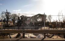 A Hawaï, le bilan humain des incendies atteint 99 morts et "pourrait doubler"