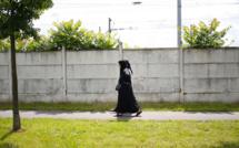 Abaya à l'école: la France insoumise va saisir le Conseil d'Etat