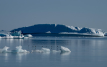 Le navire de croisière coincé au Groenland a été renfloué