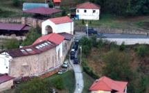 Kosovo : deuil national et "opérations de recherche" après la mort d'un policier