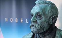 Le Nobel de médecine consacre les avancées sur le vaccin ARN messager contre le Covid