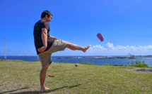 Premier championnat de lancer de savate à Mama'o