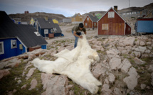 Climat, tourisme, pollution : le chasseur inuit cerné de partout