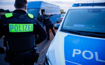 Allemagne : sept morts dans l'accident d'un minibus soupçonné de transporter des migrants