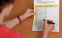 Cancer: le "droit à l'oubli" consacré, un "pas décisif" selon Hollande