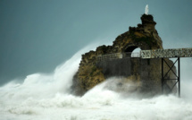 La tempête Ciaran fait au moins 15 morts et perturbe les transports en Europe