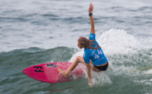 Surf: une Australienne établit un record de hauteur sans l'aide d'un jet-ski