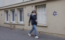 Tags d'étoiles de David: Paris condamne une "ingérence numérique russe"