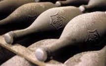 Trouvé dans une épave, un champagne vieux de 170 ans, le plus vieux jamais goûté, parfaitement préservé